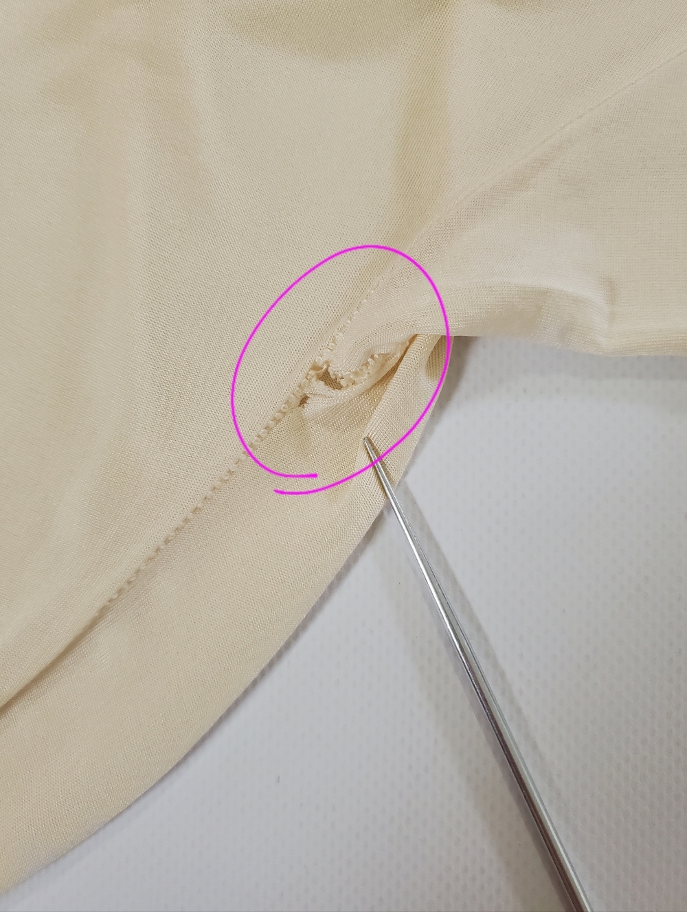 2651 * WinterSilks Silk Capri Crop Pants Cream Base Layer Pajamas Size L - Picture 11 of 11